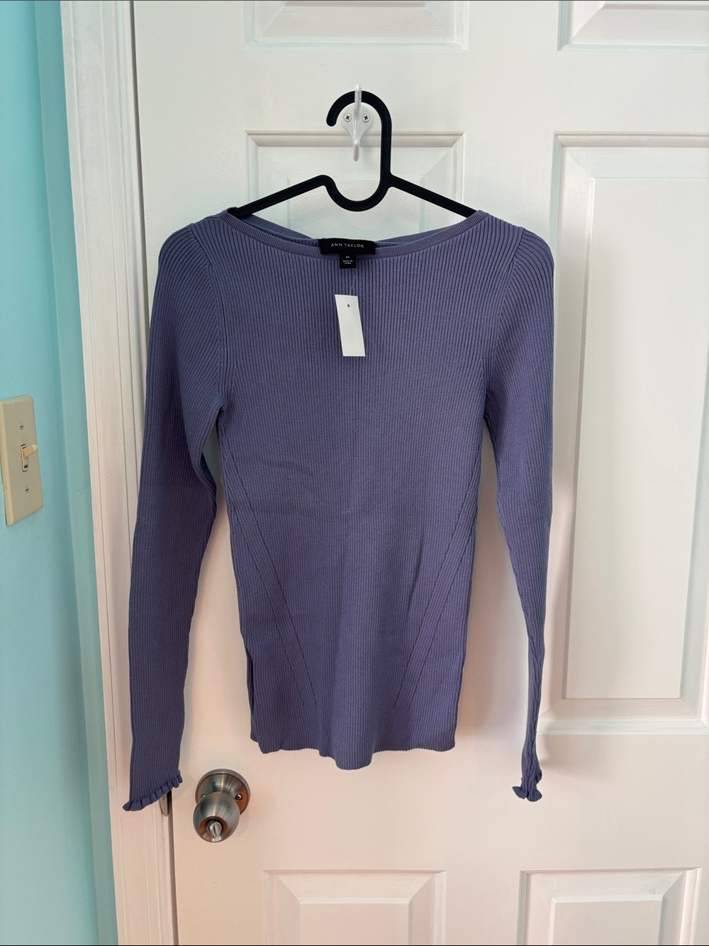 Ann Taylor Lavender Ribbed Long Sleeve Top